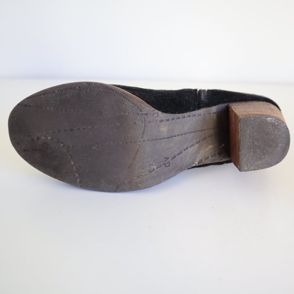 Dolce Vita Black Suede Stacked Heel Ankle Boots, Size 6 - Picture 9 of 11